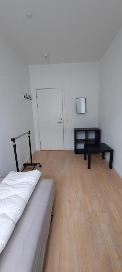 Private Room In A Shared Apartment 오덴세 외부 사진